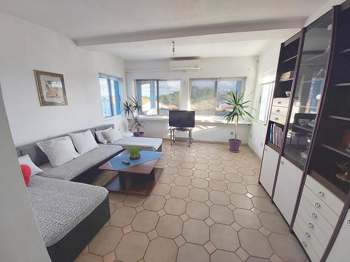 Apartments With A Parking Space Sali, Dugi Otok - 8181 Quarto foto